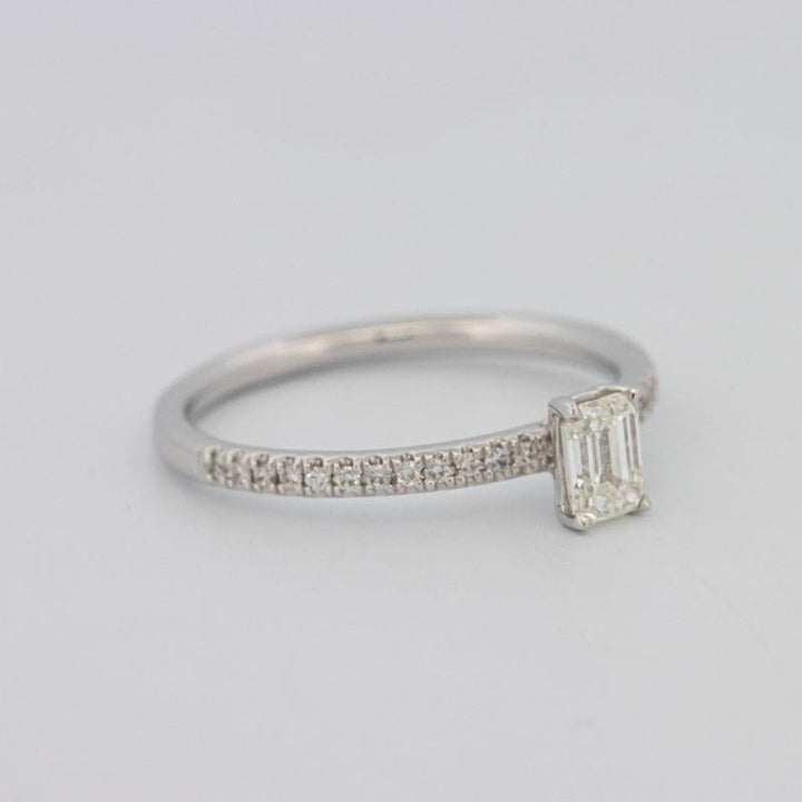 0.37 CT Emerald Solitaire Pavé Ring - ZIZOV DIAMONDS