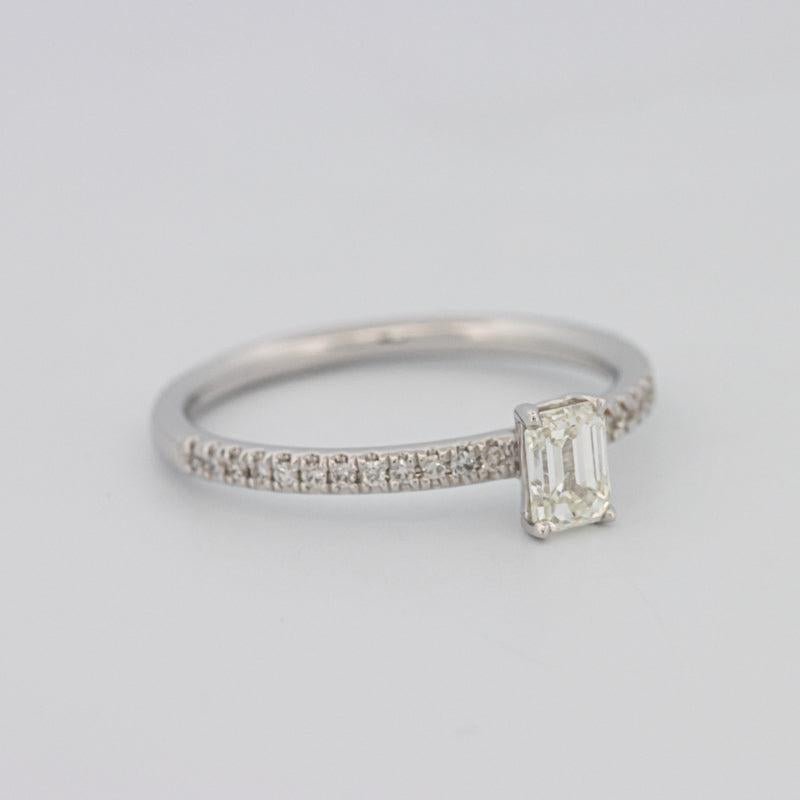 0.37 CT Emerald Solitaire Pavé Ring - ZIZOV DIAMONDS