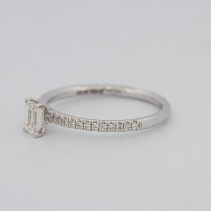 0.37 CT Emerald Solitaire Pavé Ring - ZIZOV DIAMONDS