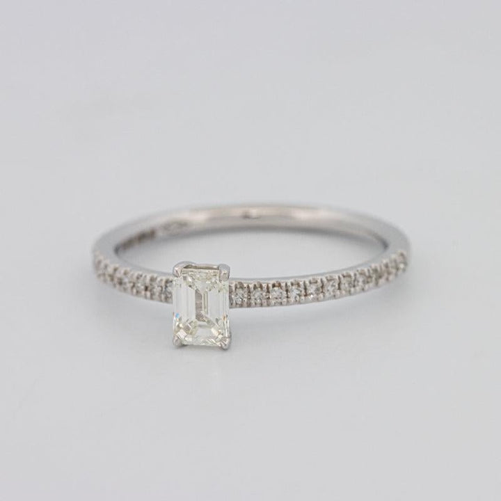 0.37 CT Emerald Solitaire Pavé Ring - ZIZOV DIAMONDS