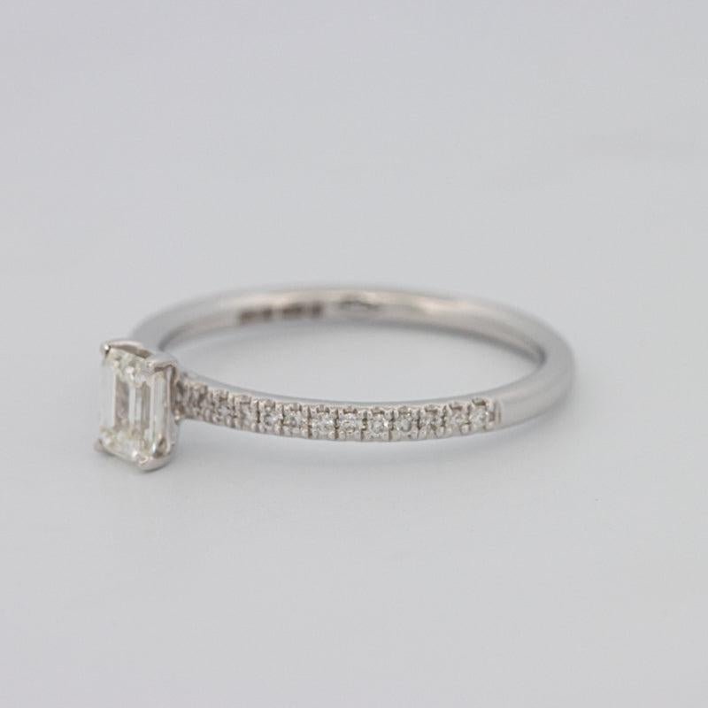 0.37 CT Emerald Solitaire Pavé Ring - ZIZOV DIAMONDS