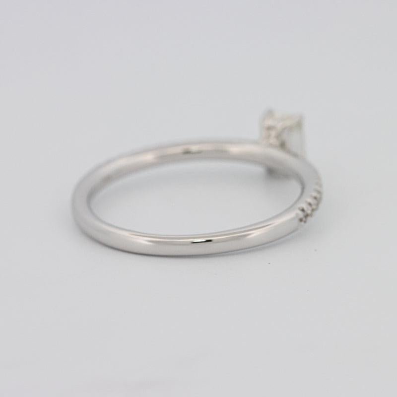 0.37 CT Emerald Solitaire Pavé Ring - ZIZOV DIAMONDS