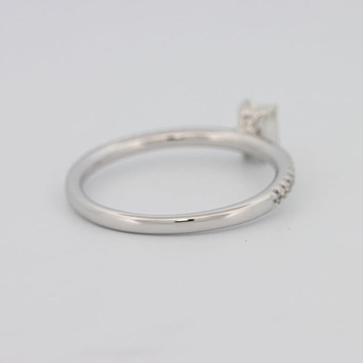 0.37 CT Emerald Solitaire Pavé Ring - ZIZOV DIAMONDS