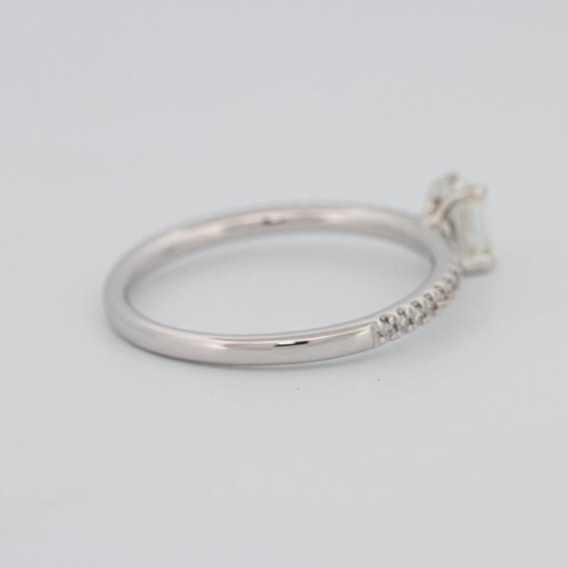 0.37 CT Emerald Solitaire Pavé Ring - ZIZOV DIAMONDS