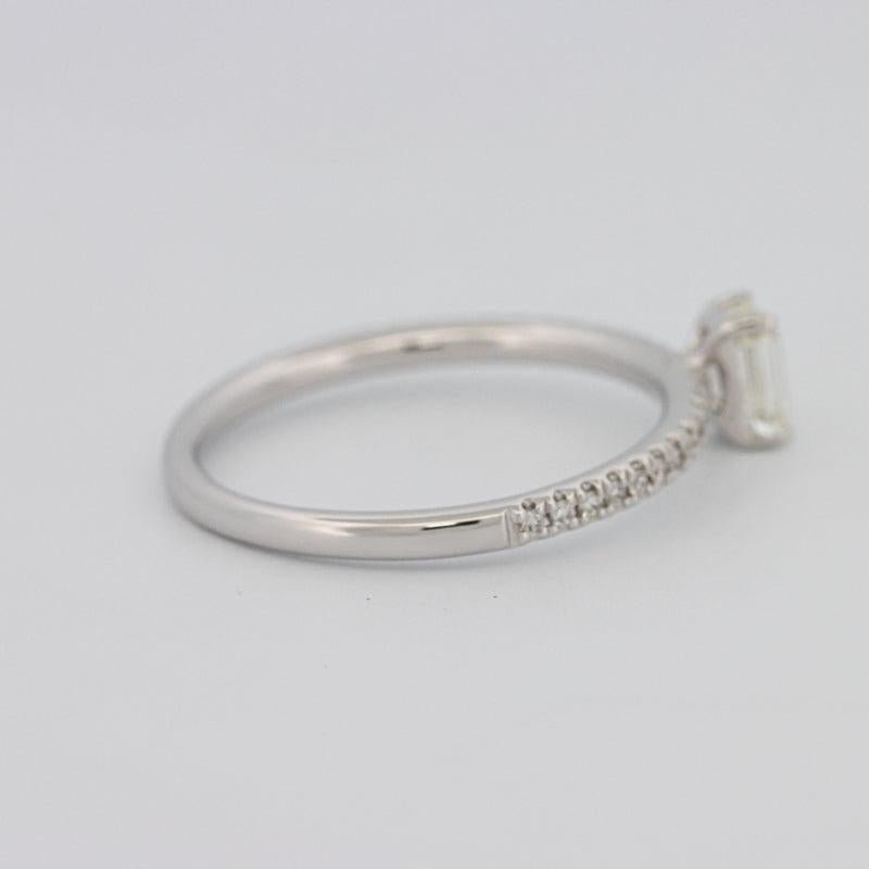 0.37 CT Emerald Solitaire Pavé Ring - ZIZOV DIAMONDS