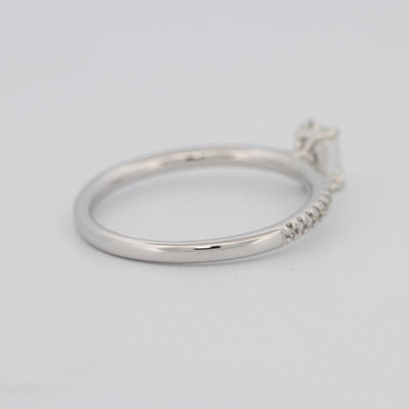 0.37 CT Emerald Solitaire Pavé Ring - ZIZOV DIAMONDS