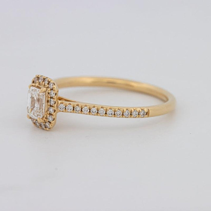0.40 CT Emerald Cut Halo Solitaire - ZIZOV DIAMONDS