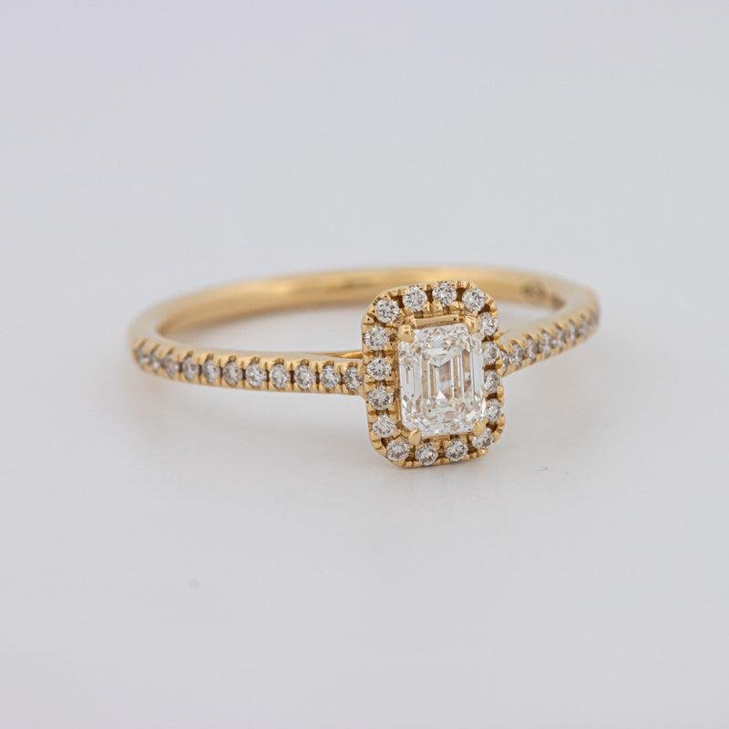 0.40 CT Emerald Cut Halo Solitaire - ZIZOV DIAMONDS