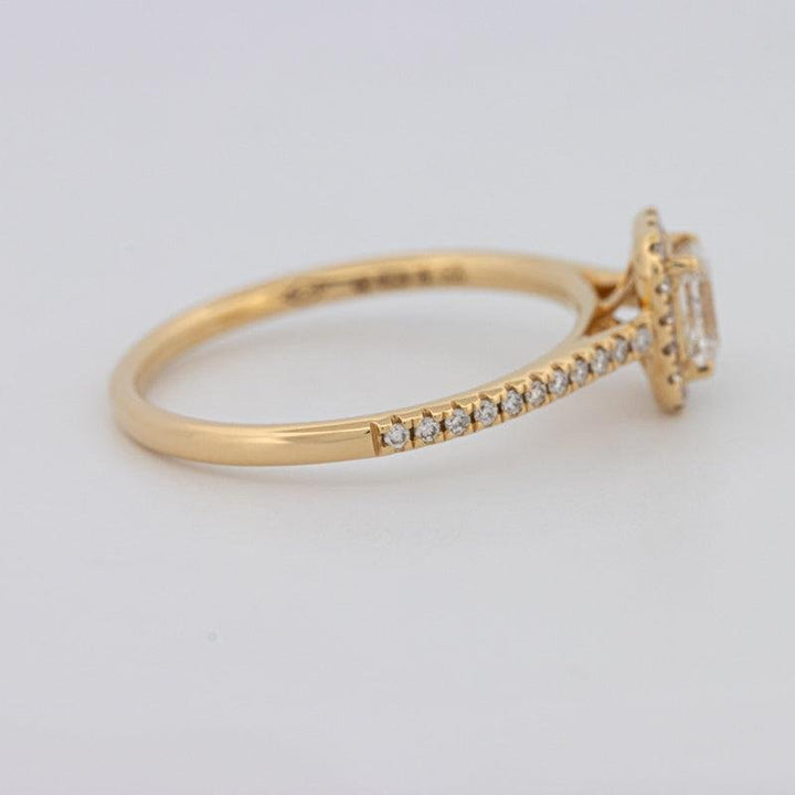 0.40 CT Emerald Cut Halo Solitaire - ZIZOV DIAMONDS