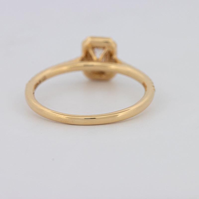 0.40 CT Emerald Cut Halo Solitaire - ZIZOV DIAMONDS