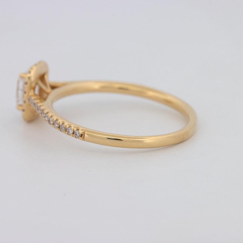 0.40 CT Emerald Cut Halo Solitaire - ZIZOV DIAMONDS