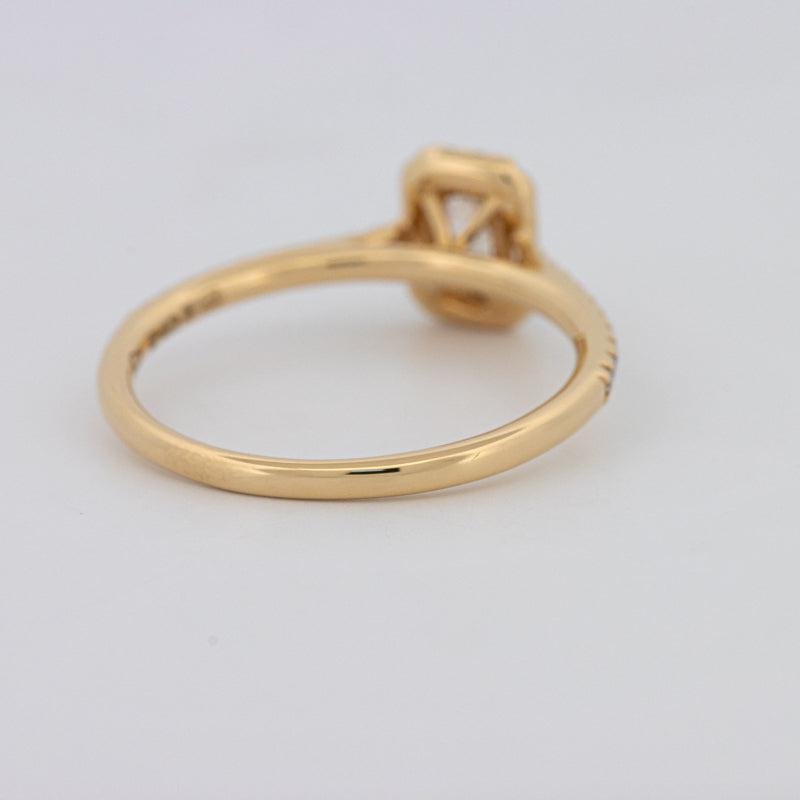 0.40 CT Emerald Cut Halo Solitaire - ZIZOV DIAMONDS