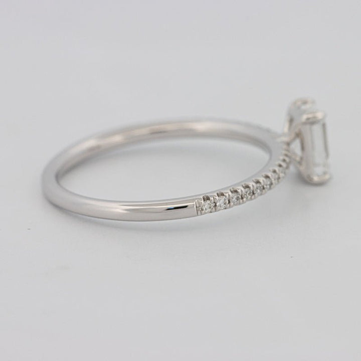 0.50 CT Emerald Solitaire Pavé Ring - ZIZOV DIAMONDS