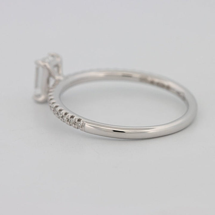 0.50 CT Emerald Solitaire Pavé Ring - ZIZOV DIAMONDS