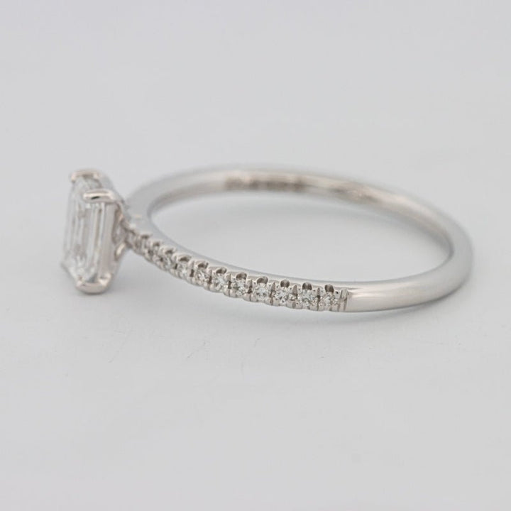 0.50 CT Emerald Solitaire Pavé Ring - ZIZOV DIAMONDS