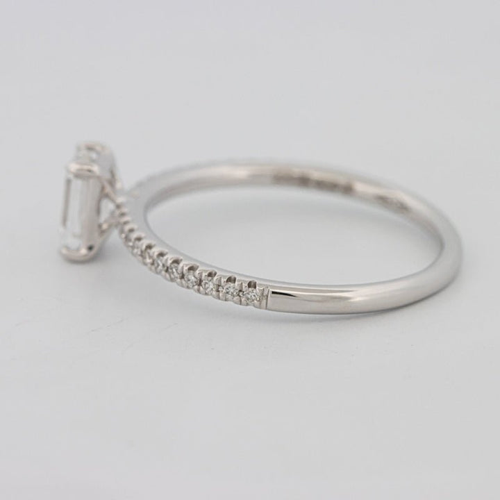 0.50 CT Emerald Solitaire Pavé Ring - ZIZOV DIAMONDS