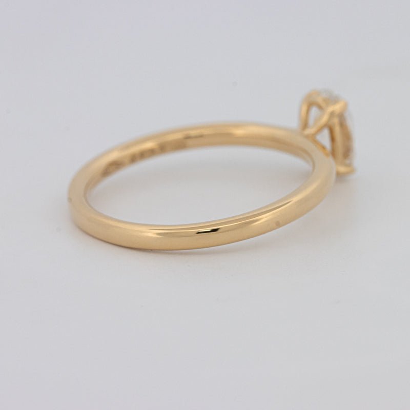 0.70 CT Classic Oval Cut Solitaire - ZIZOV DIAMONDS