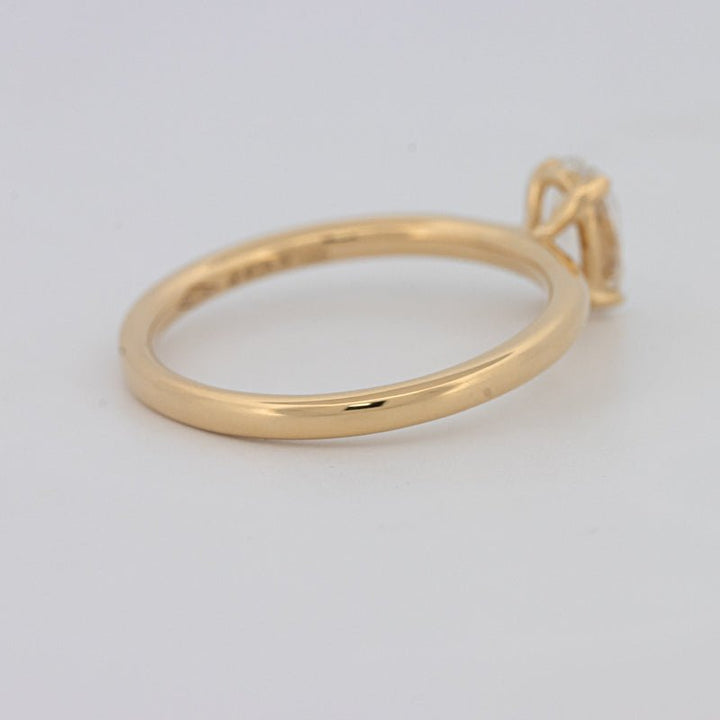 0.70 CT Classic Oval Cut Solitaire - ZIZOV DIAMONDS