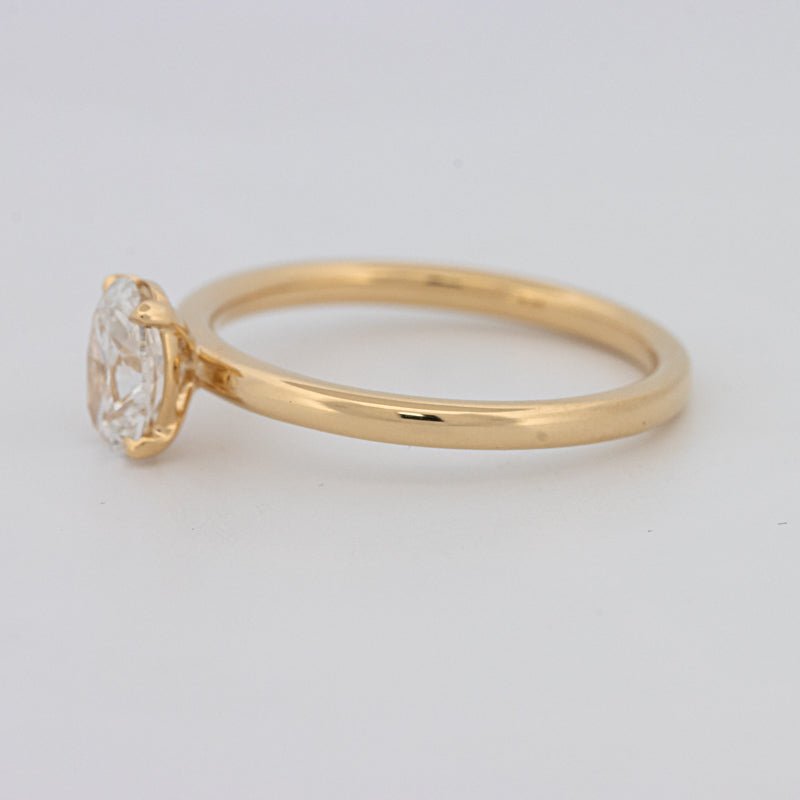 0.70 CT Classic Oval Cut Solitaire - ZIZOV DIAMONDS