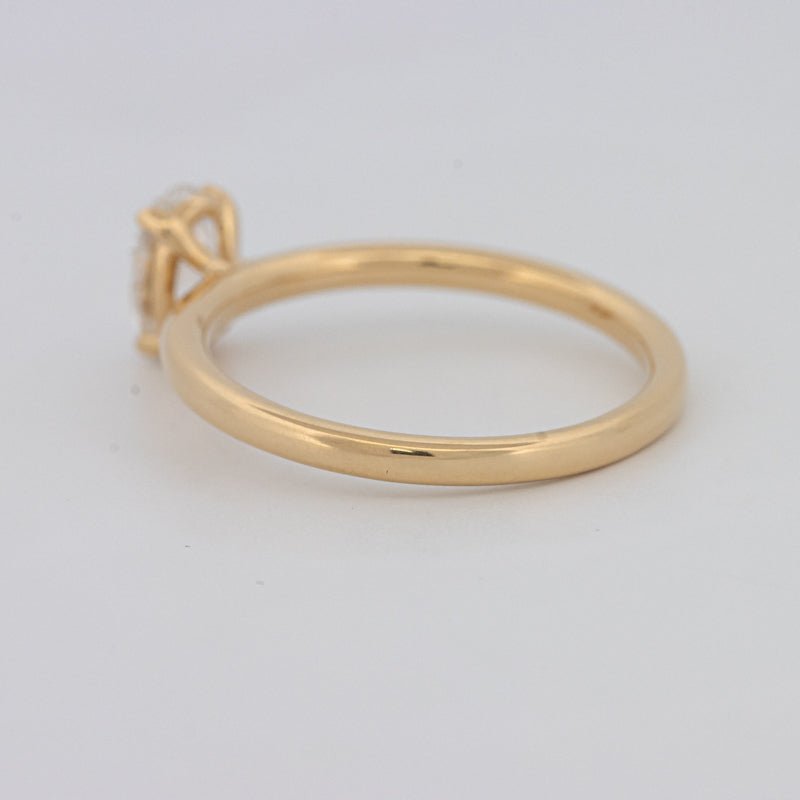 0.70 CT Classic Oval Cut Solitaire - ZIZOV DIAMONDS