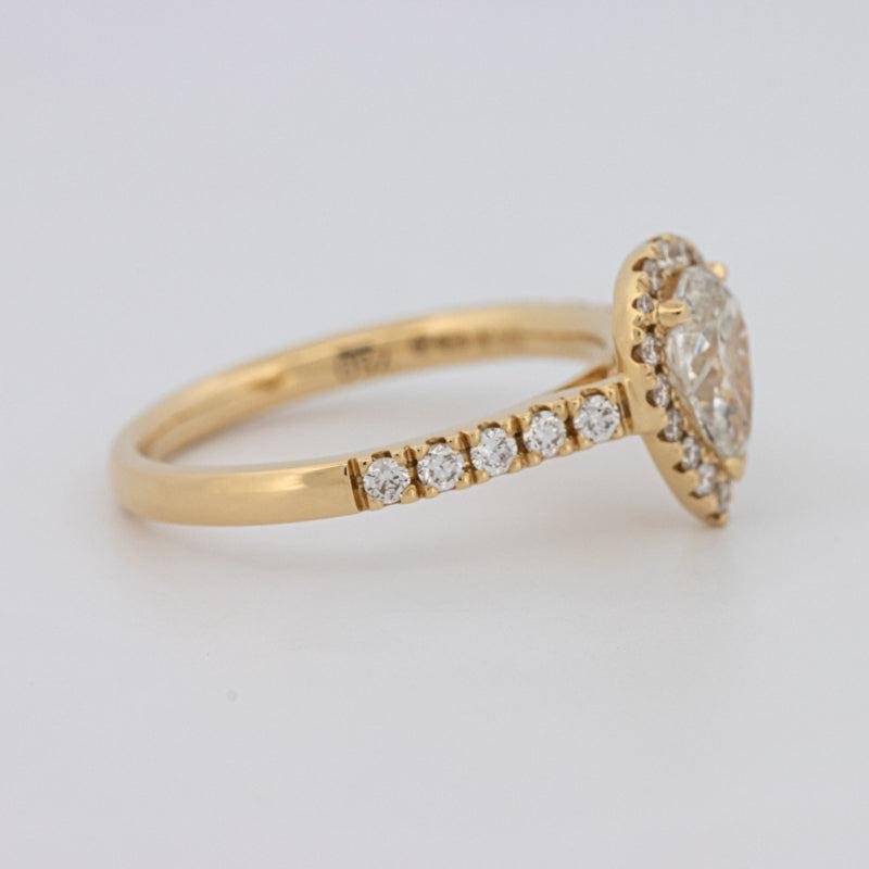 0.75 CT Pearshape Halo Solitaire - ZIZOV DIAMONDS