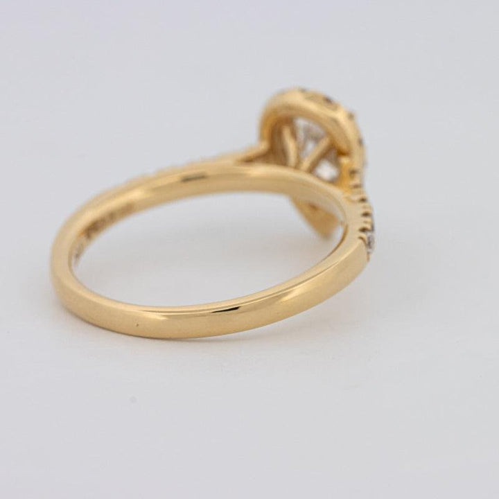 0.75 CT Pearshape Halo Solitaire - ZIZOV DIAMONDS