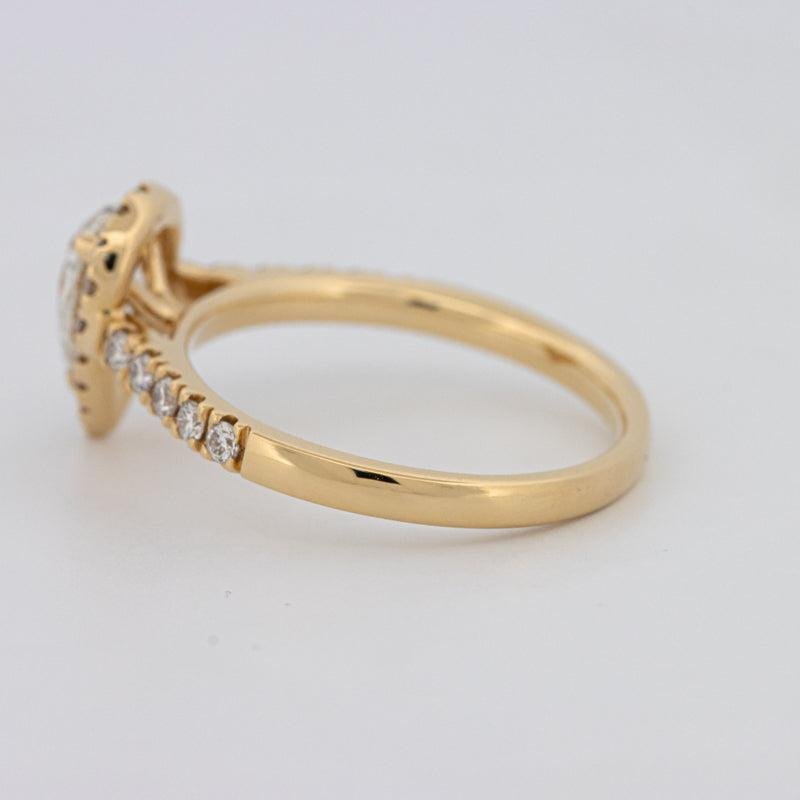 0.75 CT Pearshape Halo Solitaire - ZIZOV DIAMONDS