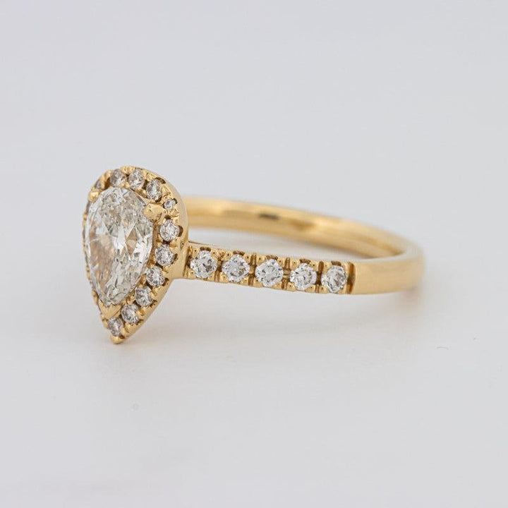 0.75 CT Pearshape Halo Solitaire - ZIZOV DIAMONDS
