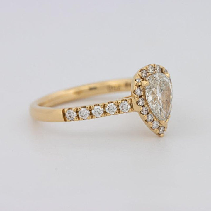0.75 CT Pearshape Halo Solitaire - ZIZOV DIAMONDS