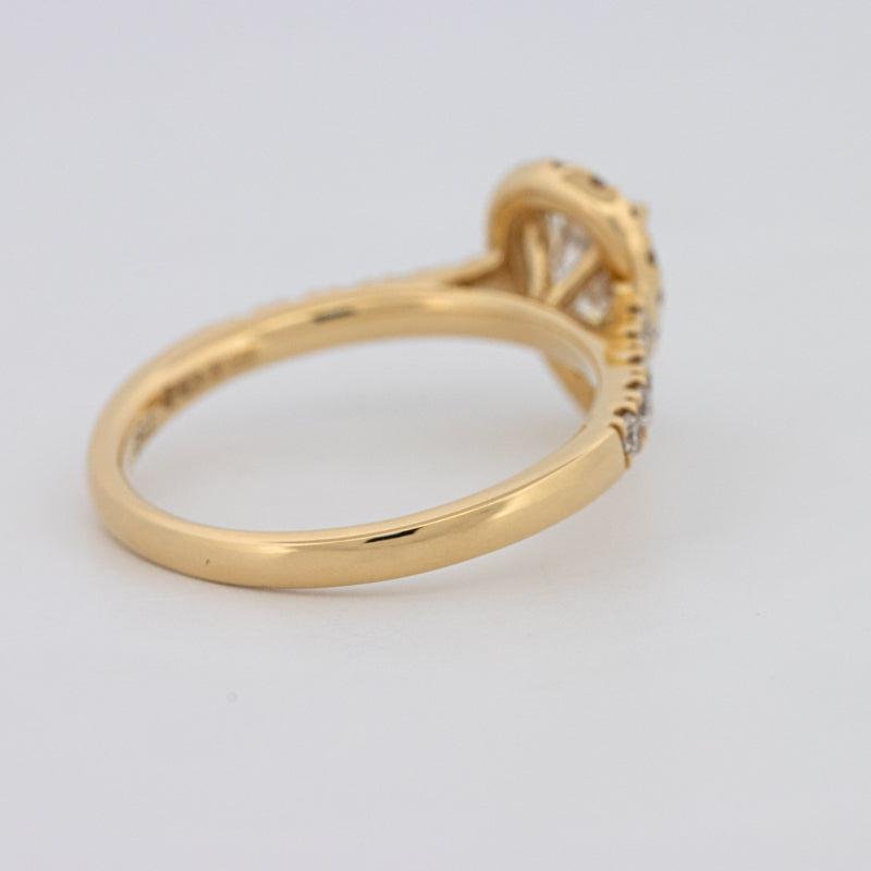 0.75 CT Pearshape Halo Solitaire - ZIZOV DIAMONDS