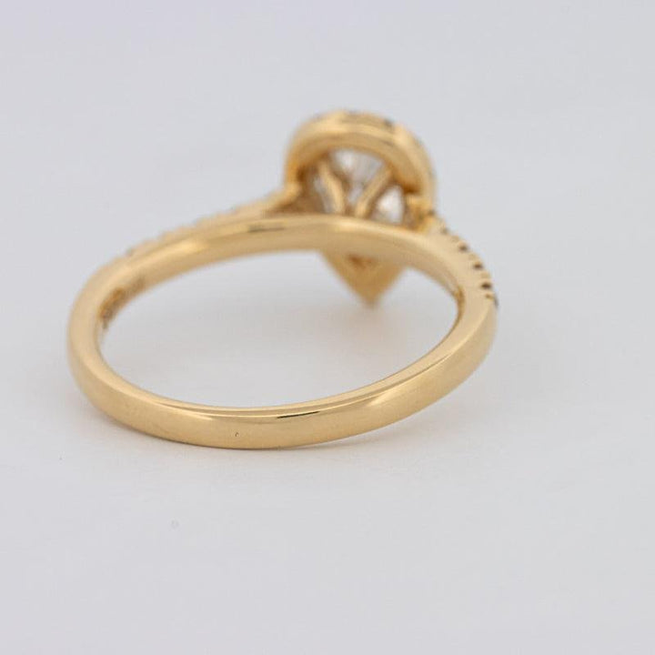 0.75 CT Pearshape Halo Solitaire - ZIZOV DIAMONDS