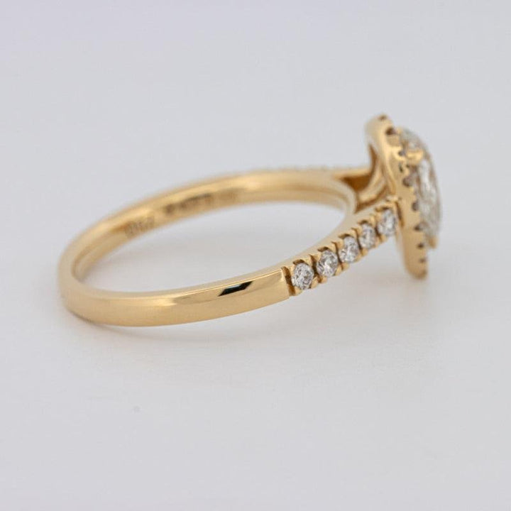 0.75 CT Pearshape Halo Solitaire - ZIZOV DIAMONDS