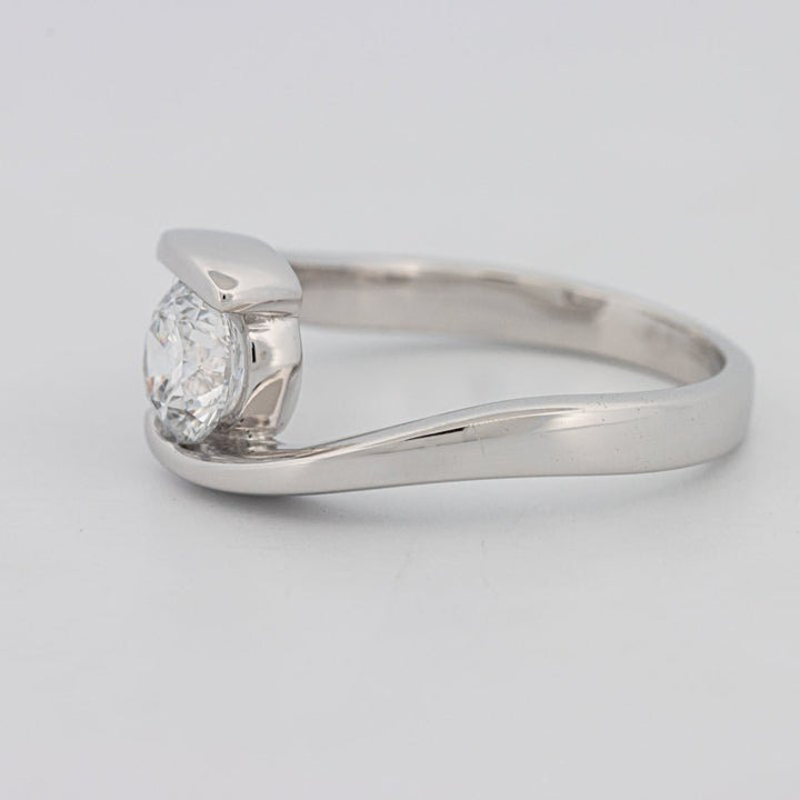 0.85 CT "Single Twist" Ring (LG) - ZIZOV DIAMONDS