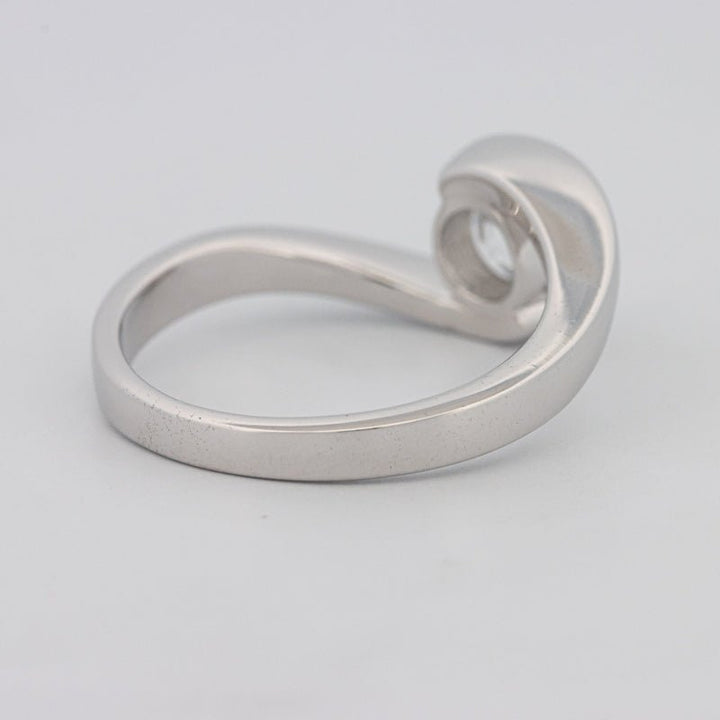 0.85 CT "Single Twist" Ring (LG) - ZIZOV DIAMONDS
