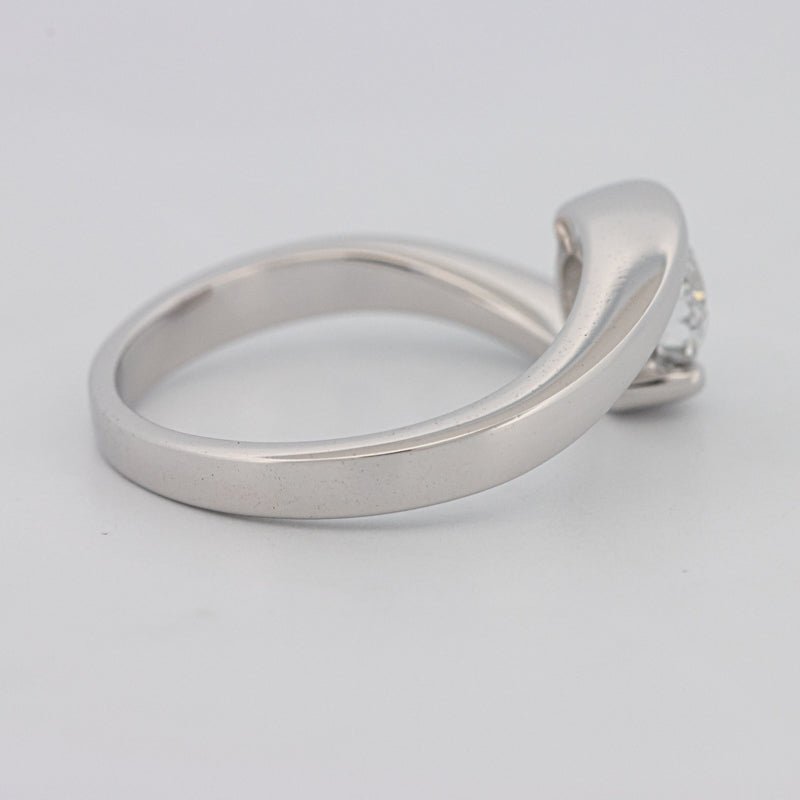 0.85 CT "Single Twist" Ring (LG) - ZIZOV DIAMONDS