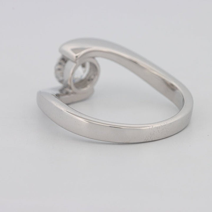 0.85 CT "Single Twist" Ring (LG) - ZIZOV DIAMONDS