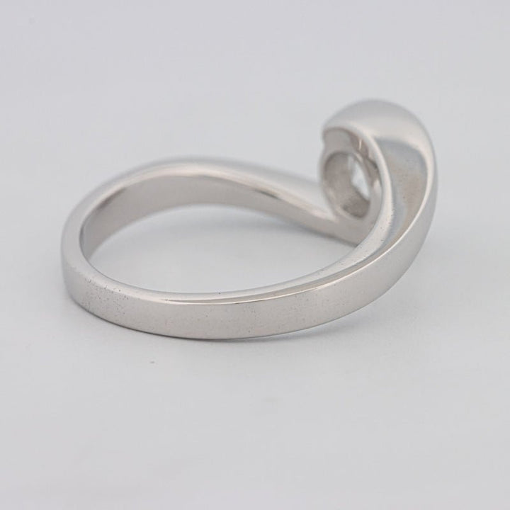0.85 CT "Single Twist" Ring (LG) - ZIZOV DIAMONDS