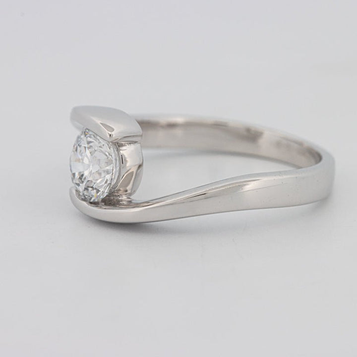 0.85 CT "Single Twist" Ring (LG) - ZIZOV DIAMONDS