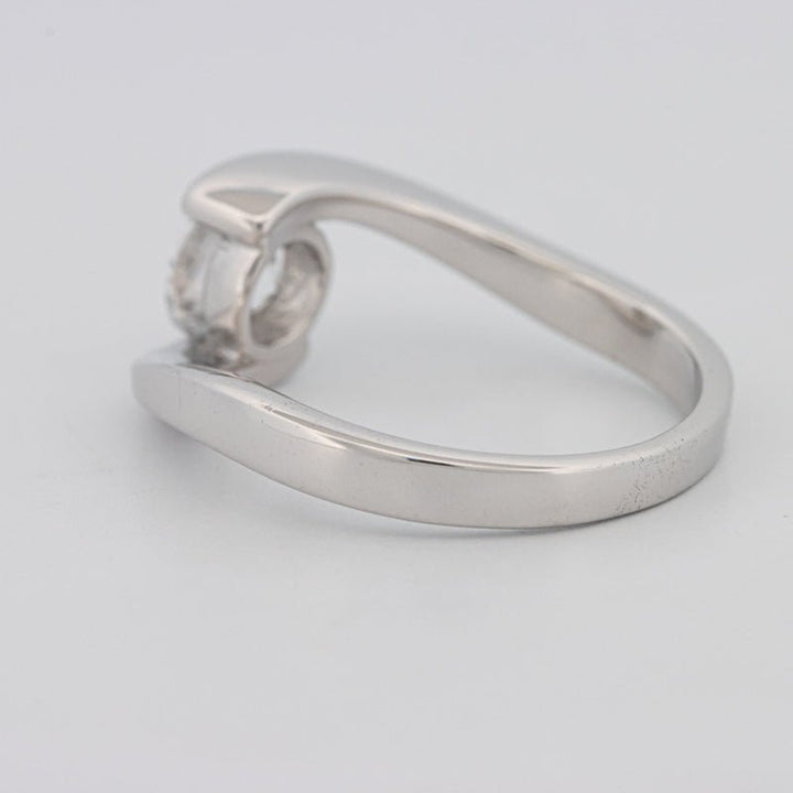 0.85 CT "Single Twist" Ring (LG) - ZIZOV DIAMONDS