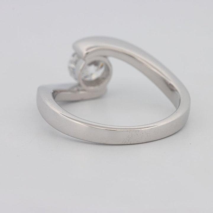 0.85 CT "Single Twist" Ring (LG) - ZIZOV DIAMONDS