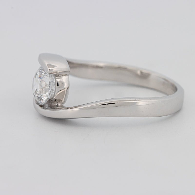 0.85 CT "Single Twist" Ring (LG) - ZIZOV DIAMONDS