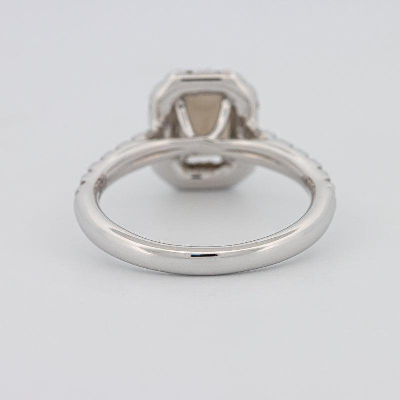 0.90 CT Emerald Quartz Flumé Halo Ring - ZIZOV DIAMONDS