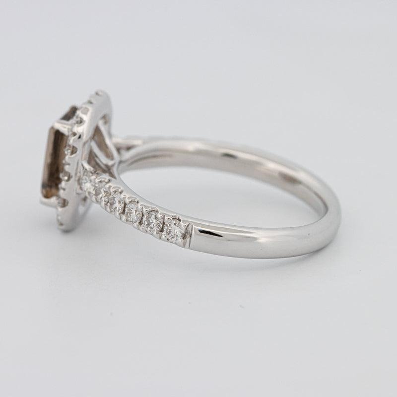 0.90 CT Emerald Quartz Flumé Halo Ring - ZIZOV DIAMONDS