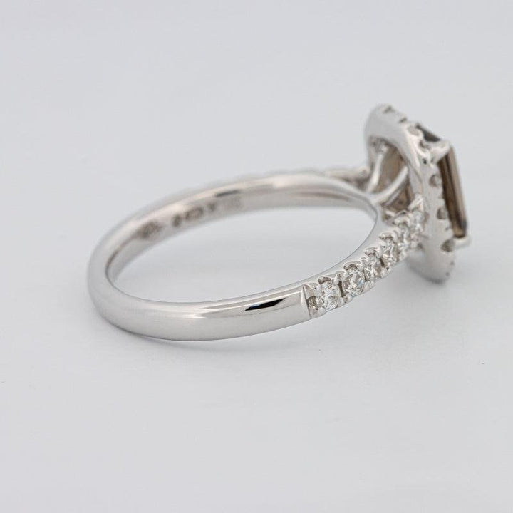 0.90 CT Emerald Quartz Flumé Halo Ring - ZIZOV DIAMONDS