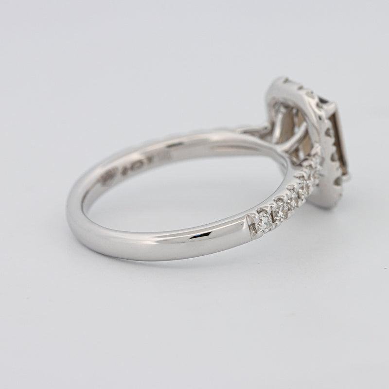 0.90 CT Emerald Quartz Flumé Halo Ring - ZIZOV DIAMONDS