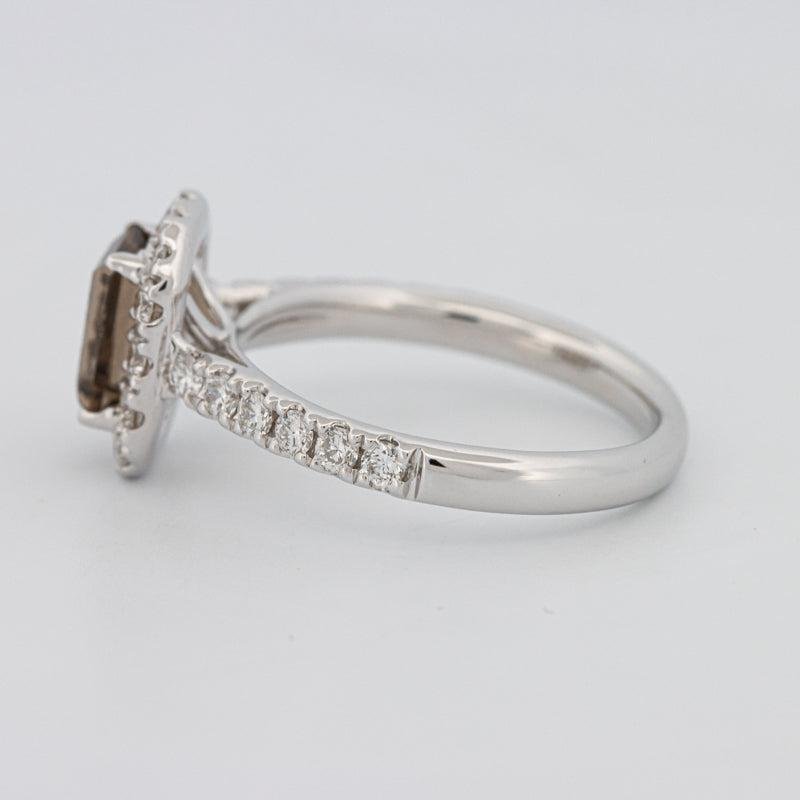 0.90 CT Emerald Quartz Flumé Halo Ring - ZIZOV DIAMONDS