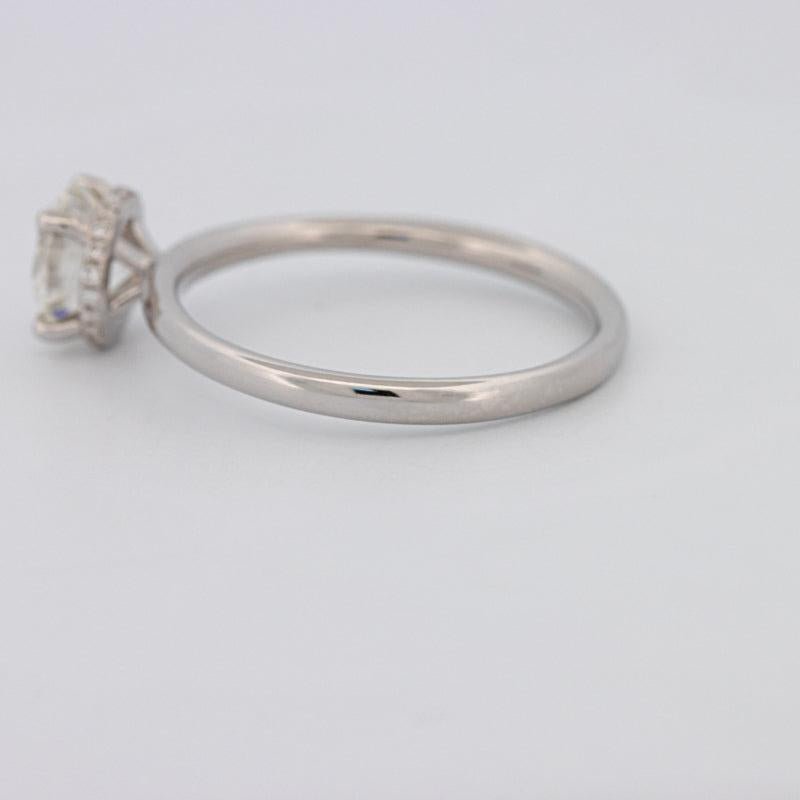 0.90 CT Under - Halo Round Solitaire - ZIZOV DIAMONDS