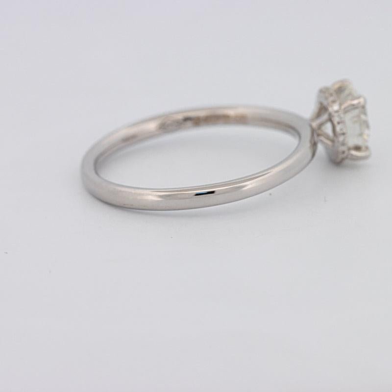 0.90 CT Under - Halo Round Solitaire - ZIZOV DIAMONDS