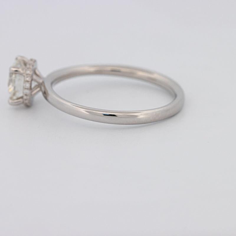 0.90 CT Under - Halo Round Solitaire - ZIZOV DIAMONDS