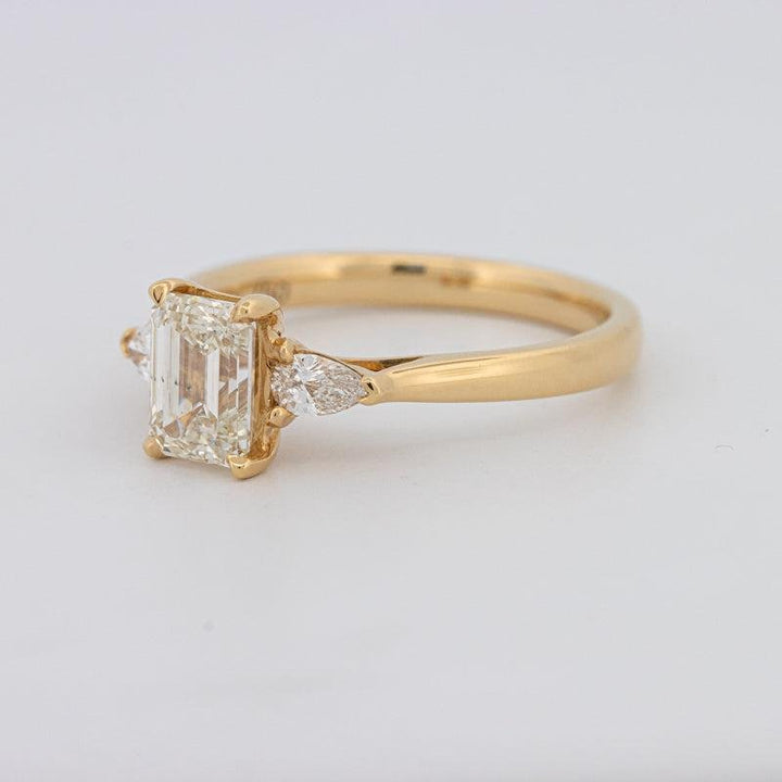 1 CT Emerald Cut Trilogy Ring - ZIZOV DIAMONDS